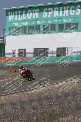 media/Apr-20-2025-AHRMA (Sun) [[393a79c373]]/Race/Group 4/Turn 4b/